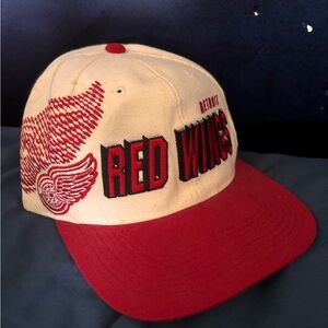 Vintage Sports Specialties Detroit Red Wings SnapBack